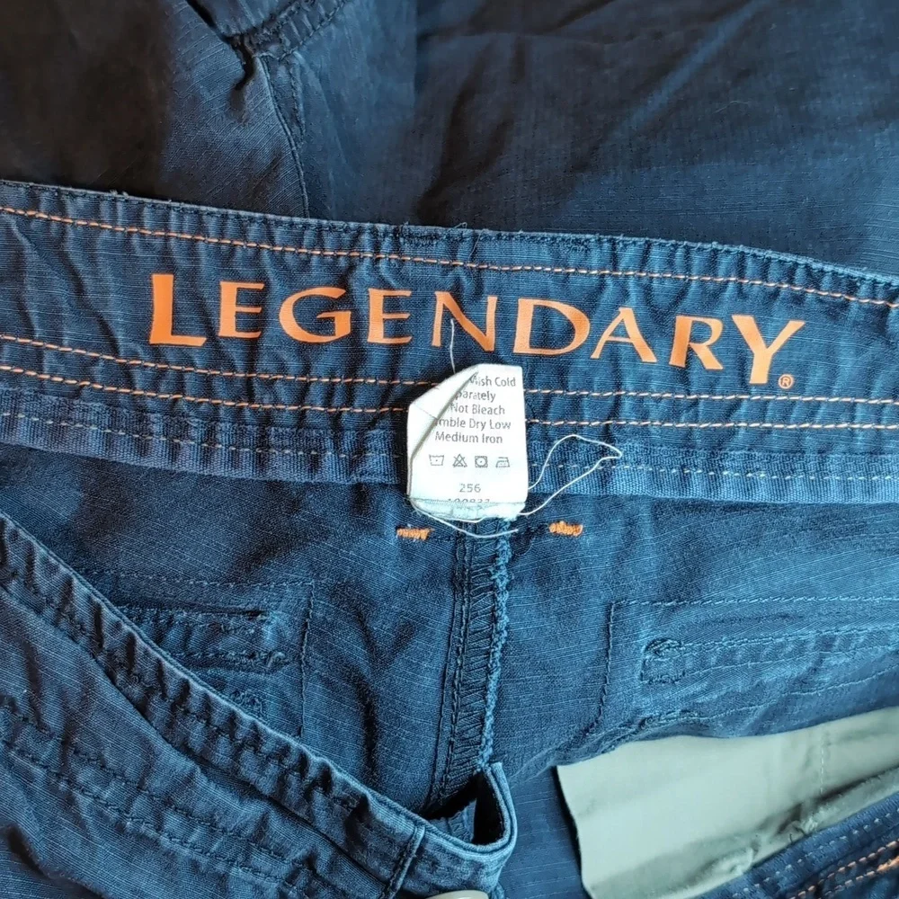 Legendary Whitetails NAVY Cargo Shorts Sz 34